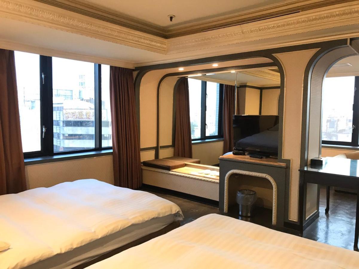 First Plaza Hotel Taichung Eksteriør billede